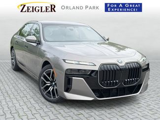 Used 2026 BMW 760i xDrive w/ Executive Package AWD/4WD video 1