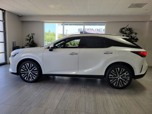 Certified 2023 Lexus RX 350 Premium Plus w/ Accessory Package (Z1) FWD image 2
