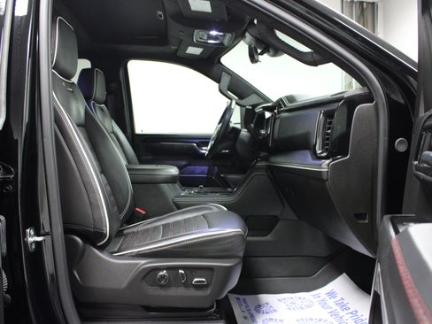 Used 2024 GMC Sierra 2500 AT4X AWD/4WD image 16