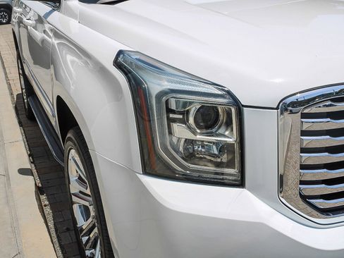 Used 2020 GMC Yukon SLT w/ Premium Edition RWD image 5