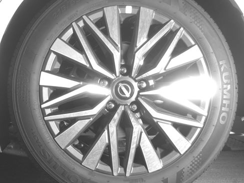 Used 2025 Nissan Altima 2.5 SV image 14