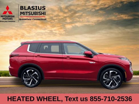 Used 2023 Mitsubishi Outlander SEL image 9