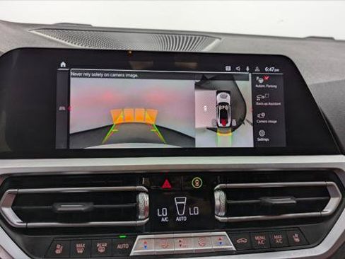 Used 2022 BMW M4 Competition w/ M Carbon Exterior Package RWD image 26