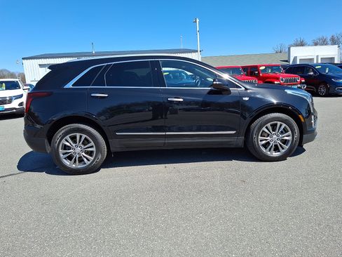 Used 2022 Cadillac XT5 Premium Luxury w/ LPO, Floor Liner Package AWD/4WD image 7
