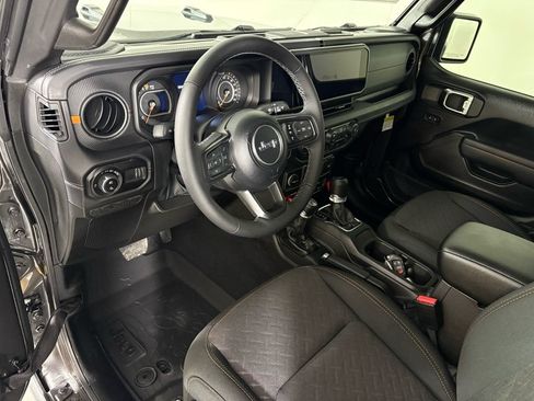 New 2026 Jeep Gladiator Mojave AWD/4WD image 15