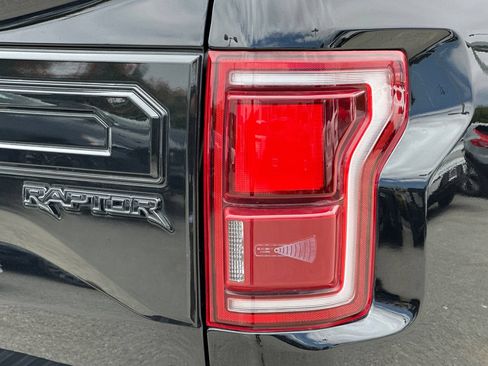 Used 2019 Ford F150 Raptor w/ Equipment Group 802A Luxury AWD/4WD image 34
