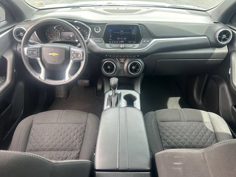 Used 2022 Chevrolet Blazer LT FWD image 28