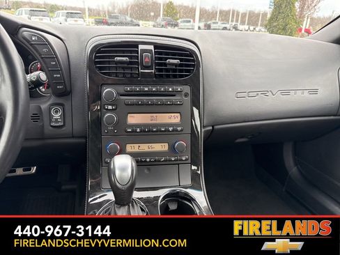Used 2010 Chevrolet Corvette Coupe w/ 1LT image 17
