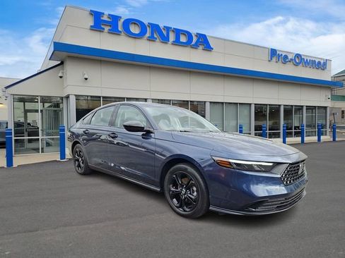 Used 2025 Honda Accord SE image 3