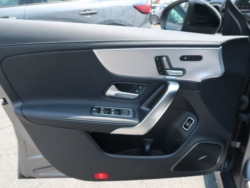 Used 2023 Mercedes-Benz CLA 35 AMG 4MATIC image 20