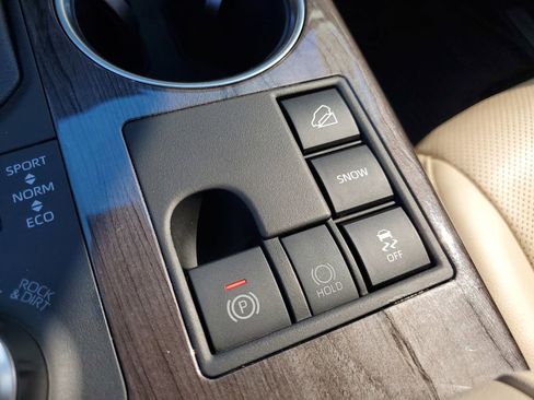 Used 2023 Toyota Highlander Limited image 39