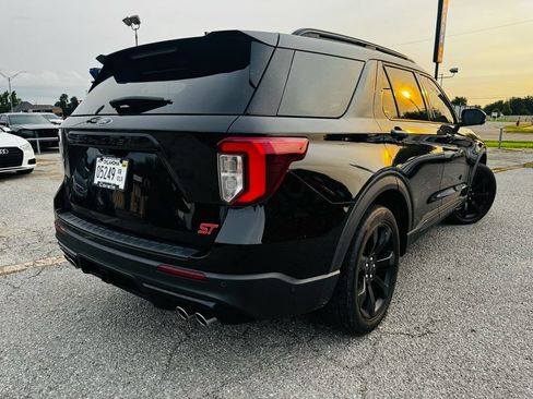 Used 2020 Ford Explorer ST w/ ST Street Pack AWD/4WD image 3