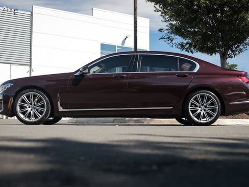 Used 2020 BMW 750i xDrive w/ Executive Package AWD/4WD image 15