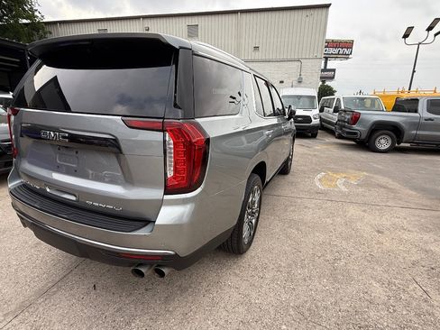 Used 2024 GMC Yukon Denali Ultimate image 4