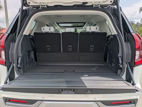New 2026 Ford Expedition Platinum AWD/4WD image 13