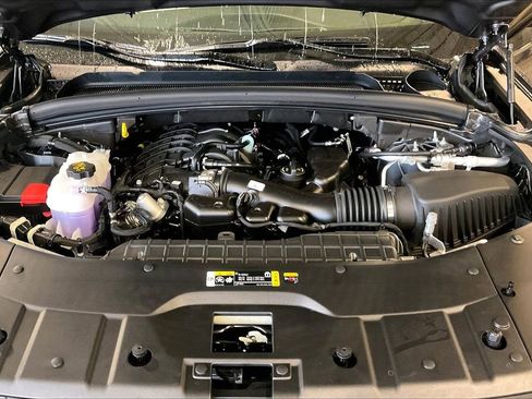 New 2025 Jeep Grand Cherokee L Altitude image 10