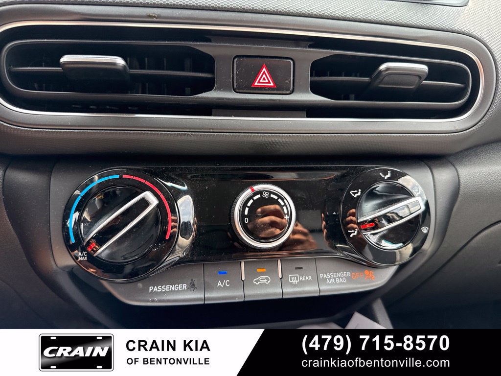 Used 2023 Hyundai Kona SE w/ Cargo Package AWD/4WD image 19