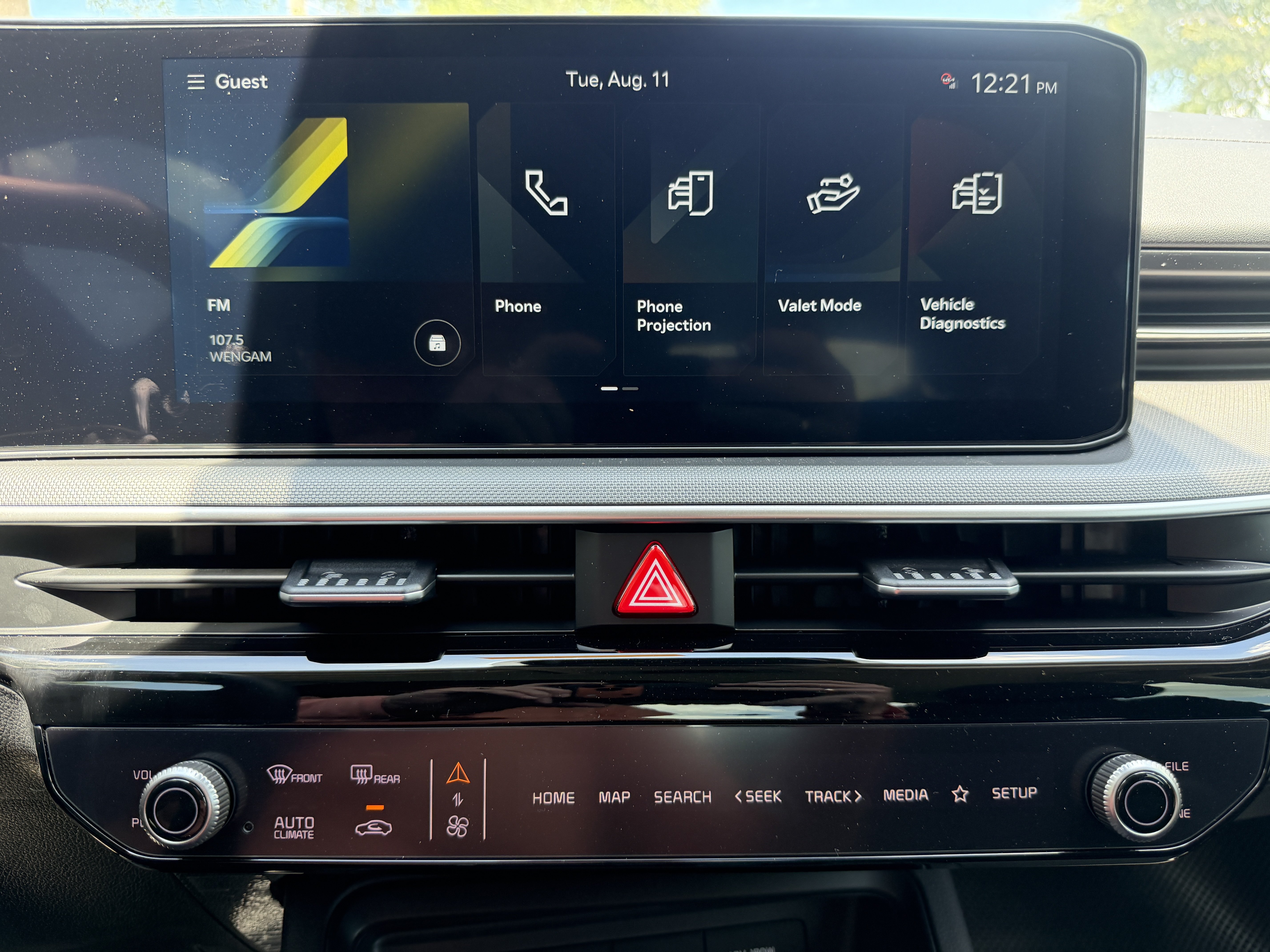 New 2026 Kia K5 LXS FWD image 17