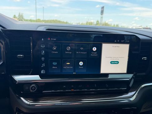 Used 2023 Chevrolet Silverado 1500 LT Trail Boss AWD/4WD image 12