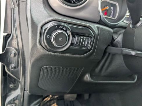 Used 2021 Jeep Wrangler Unlimited Sport image 10