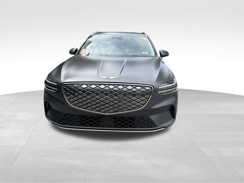 Used 2023 Genesis Electrified GV70 AWD/4WD image 2