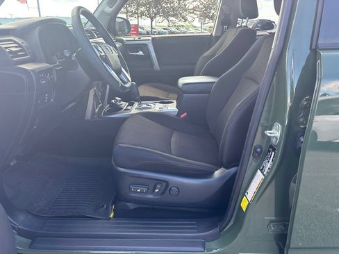 Used 2021 Toyota 4Runner Trail Special Edition AWD/4WD image 11