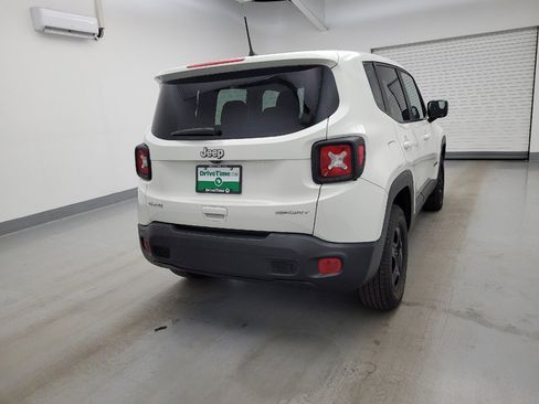 Used 2022 Jeep Renegade Sport image 7