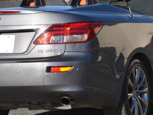 Used 2014 Lexus IS 250C w/ Luxury Package image 62