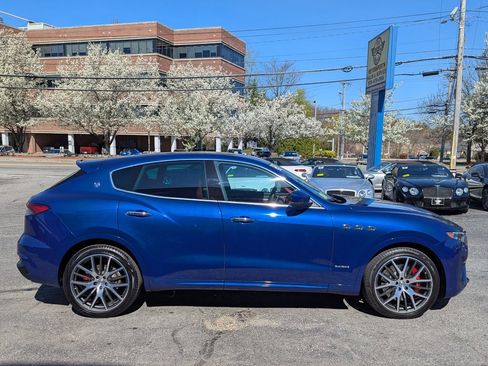 Used 2021 Maserati Levante S GranSport AWD/4WD image 6