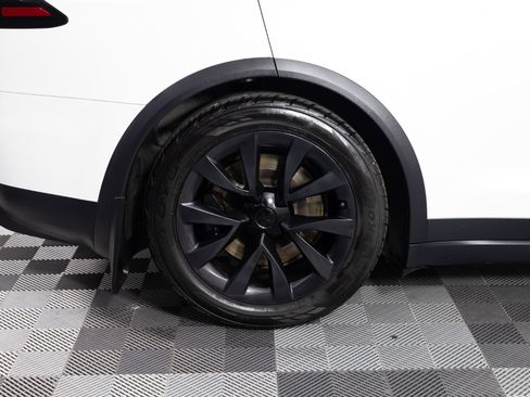 Used 2023 Tesla Model X AWD/4WD image 33