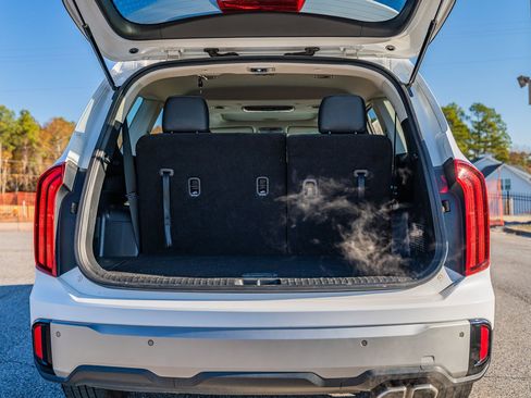 Used 2023 Kia Telluride S w/ S Sunroof Package image 15