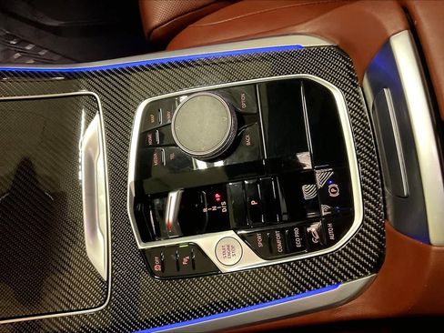 Used 2024 BMW X5 M60i image 15