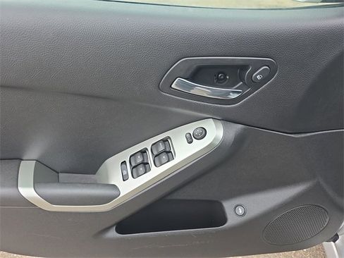Used 2009 Pontiac G6 Sedan w/ Sport Package 1 image 13