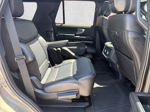 Used 2026 Ford Expedition Tremor AWD/4WD image 26