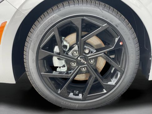 Certified 2026 Kia K5 GT-Line w/ GT-Line Premium Package FWD image 32