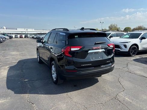 Certified 2024 GMC Terrain SLE w/ Driver Convenience Package AWD/4WD image 8