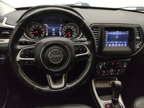 Used 2018 Jeep Compass Latitude w/ Popular Equipment Group FWD image 22