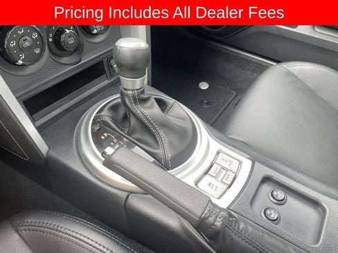 Used 2020 Toyota 86 RWD image 34