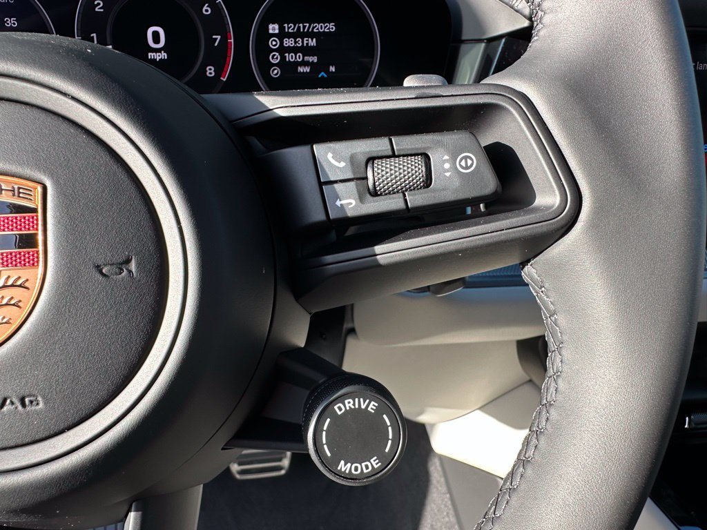 Certified 2026 Porsche Cayenne S AWD/4WD image 16