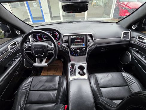 Used 2018 Jeep Grand Cherokee SRT AWD/4WD image 14