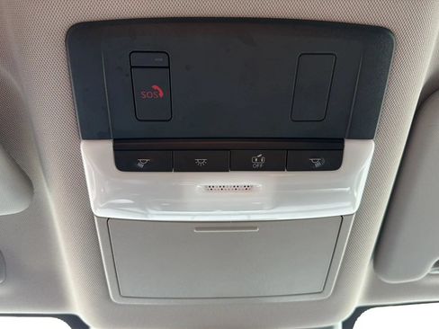 Used 2025 Nissan Rogue SV AWD/4WD image 20