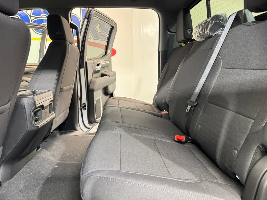 New 2026 Chevrolet Silverado 1500 RST AWD/4WD image 10