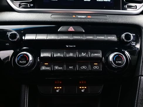 Used 2020 Kia Sportage EX image 20