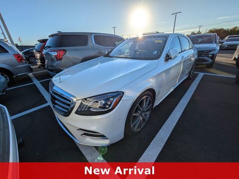Used 2019 Mercedes-Benz S 560 Sedan image 1
