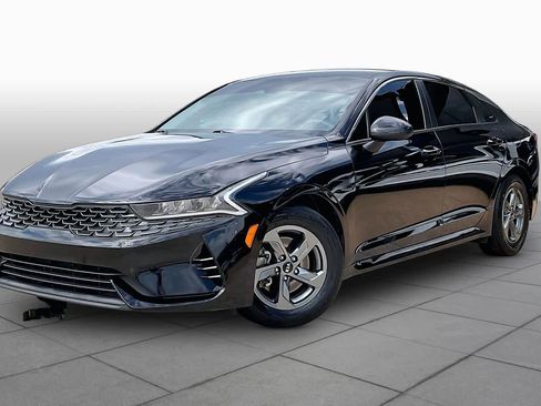 Used 2021 Kia K5 LXS FWD image 3