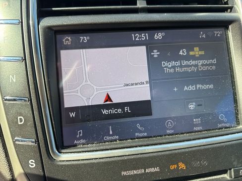 Used 2019 Lincoln Nautilus Reserve w/ Cargo Utility Package image 12