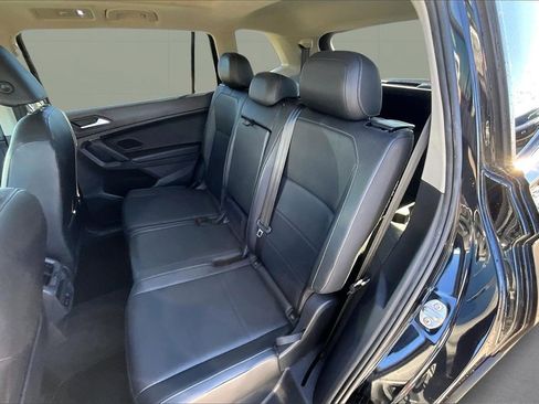 Used 2019 Volkswagen Tiguan SE image 20