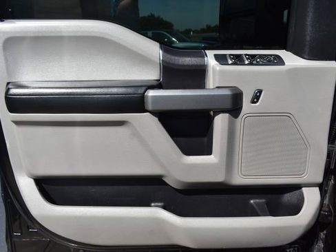 Used 2016 Ford F150 XLT w/ Trailer Tow Package AWD/4WD image 11