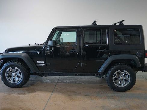 Used 2018 Jeep Wrangler Unlimited Sport S image 2