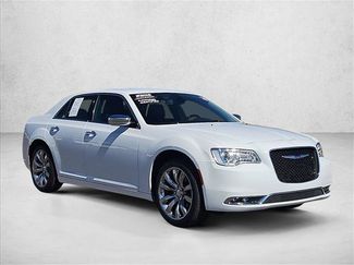 Used 2018 Chrysler 300 Limited video 3